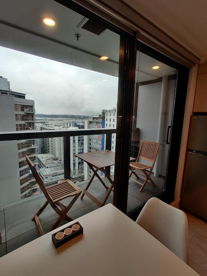 Central Location Of Auckland Central Extérieur photo